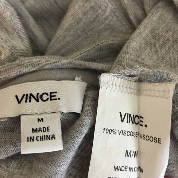 Vince. Long sleeve v-neck tee Sz Medium.🧡🤍 - Picture 8 of 8